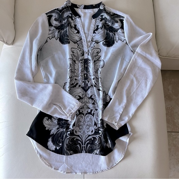 WHITE & Black Feather Button Blouse - Picture 2 of 4
